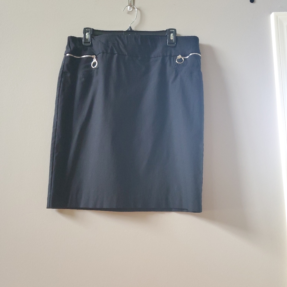 Alex & Olivia preowned Skirt